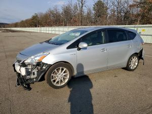 Toyota Prius 1.8L 4 2013