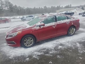 Hyundai Sonata SE 2.4L 4 2015