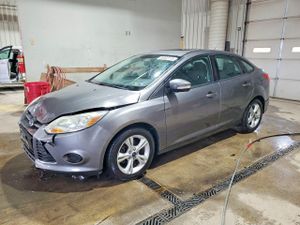 Ford Focus SE 2.0L 4 2014