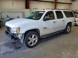 Chevrolet Suburban C1500 LT 5.3L 8 2011