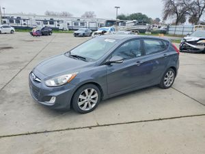 Hyundai Accent GLS 1.6L 4 2013