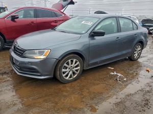 Volkswagen Jetta SE 1.8L 4 2015