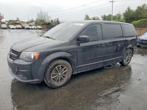 Dodge Grand Caravan (Caravan) SE 3.6L 6 2015
