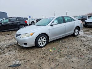 Toyota Camry BASE 2.5L 4 2010