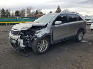Kia Sorento LX 2.4L 4 2014