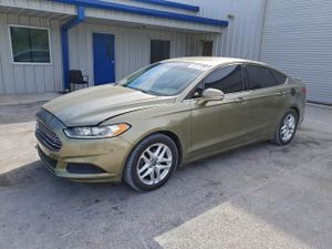Ford Fusion SE 2.5L 4 2013