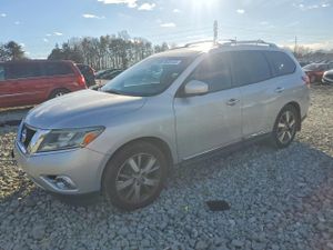 Nissan Pathfinder S 3.5L 6 2014