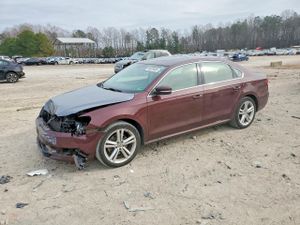 Volkswagen Passat SE 2.0L 4 2014