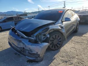 Tesla Model Y 2025