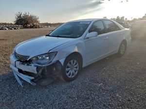Toyota Camry LE 2.4L 4 2005