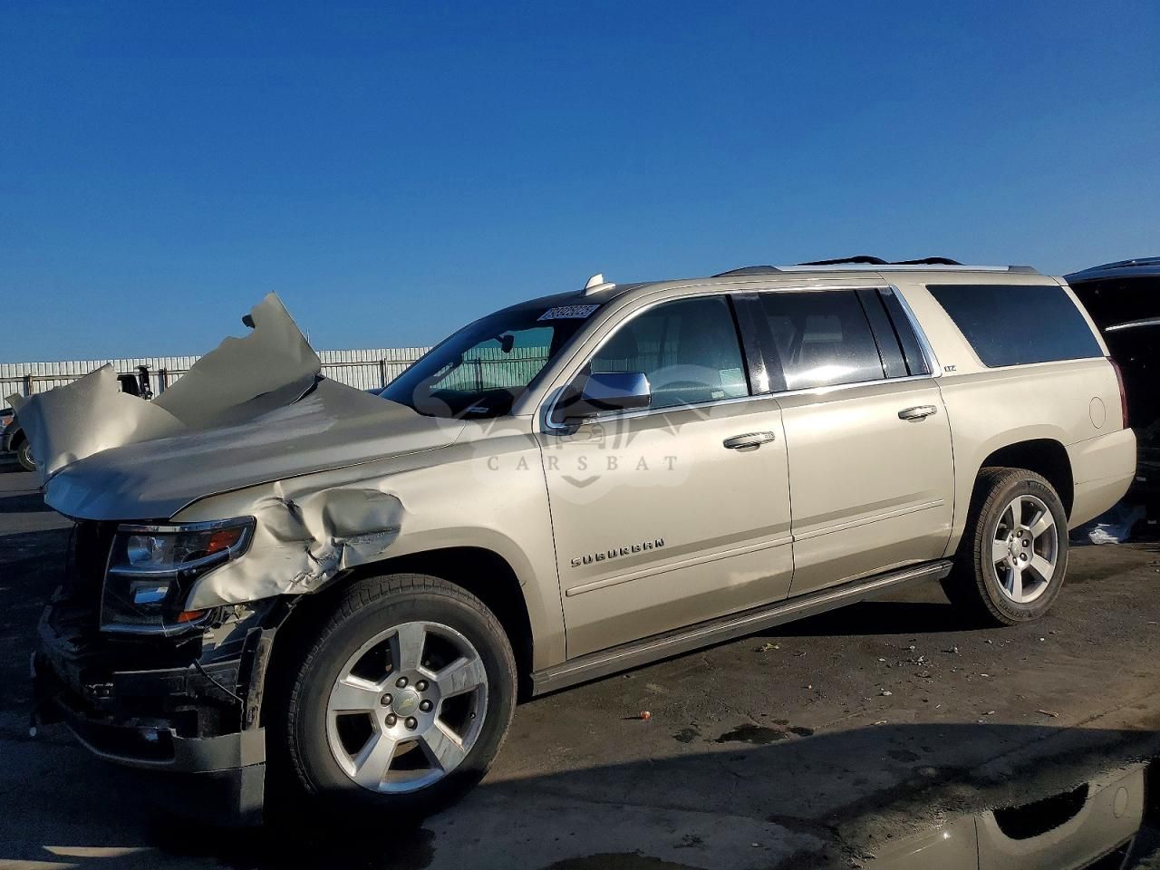 Chevrolet Suburban 5.3L 8 2015