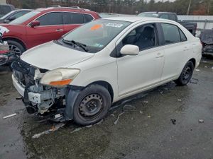 Toyota Yaris 1.5L 4 2011