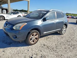 Nissan Rogue S 2.5L 4 2013