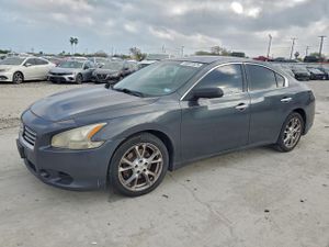 Nissan Maxima S 3.5L 6 2013
