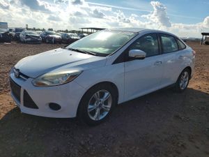Ford Focus SE 2.0L 4 2014