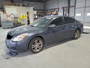 Nissan Altima SR 3.5L 6 2012