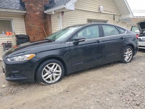 Ford Fusion SE 1.6L 4 2013