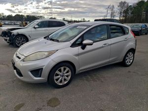 Ford Festiva SE 1.6L 4 2011