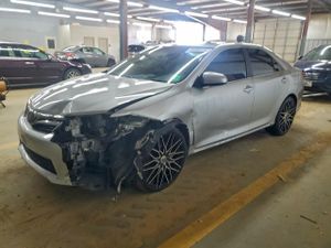 Toyota Camry HYBRID 2.5L 4 2012