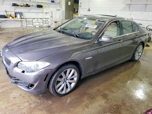 BMW 5 Series XI 3.0L 6 2013