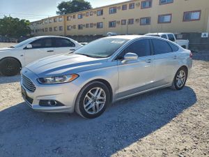 Ford Fusion SE 1.5L 4 2014