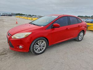Ford Focus SE 2.0L 4 2012