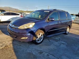 Toyota Sienna XLE 3.3L 6 2006