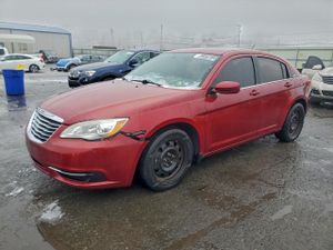 Chrysler 200 LX 2.4L 4 2014