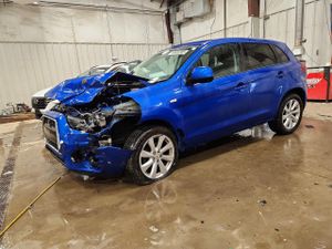 Mitsubishi Outlander ES 2.4L 4 2015