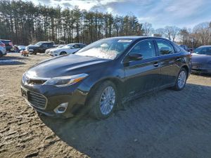 Toyota Avalon HYBRID 2.5L 4 2013