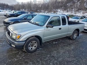 Toyota Tacoma XTRACAB 2.4L 4 2003