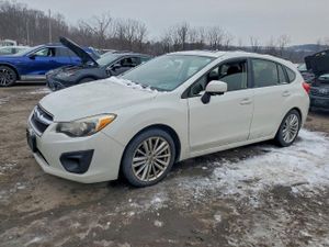 Subaru Impreza PREMIUM 2.0L 4 2014