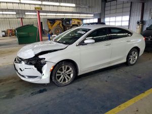 Chrysler 200 LIMITED 2.4L 4 2015