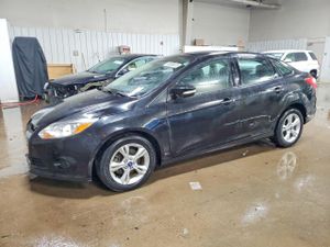 Ford Focus SE 2.0L 4 2013