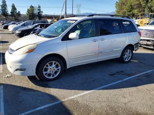 Toyota Sienna XLE 3.3L 6 2006