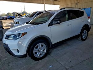 Toyota Rav4 LE 2.5L 4 2014