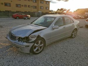 Mercedes-Benz C 320 3.2L 6 2004