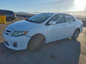 Toyota Corolla BASE 1.8L 4 2012