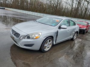 Volvo S60 T5 2.4L 5 2012