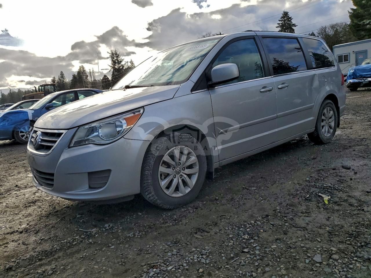Volkswagen Routan SE 3.6L 6 2012