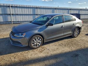 Volkswagen Jetta SE 1.8L 4 2015