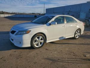 Toyota Camry BASE 2.5L 4 2011