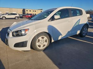 Chevrolet Aveo (Sonic) LS 1.8L 4 2014