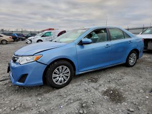Toyota Camry BASE 2.5L 4 2012