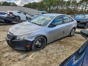 Chevrolet Cruze LS 1.8L 4 2013