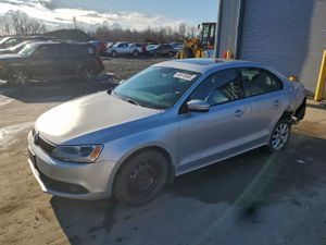 Volkswagen Jetta SE 2.5L 5 2012