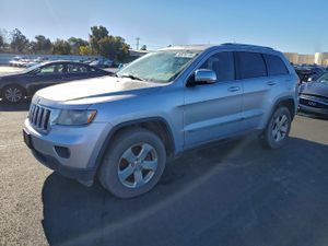 Jeep Grand Cherokee LIMITED 5.7L 8 2011