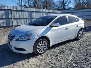 Nissan Sentra S 1.8L 4 2015
