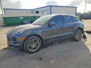 Porsche Macan 2.0L 4 2019