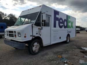 Freightliner Business Class M2 M LINE WALK-IN VAN 6.7L 6 2006